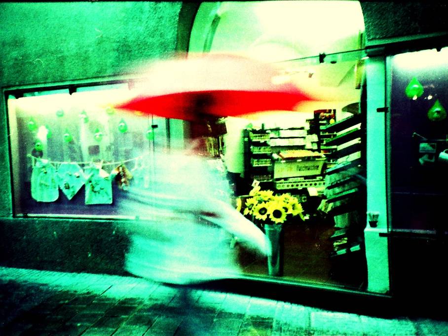 Coffee Rain. Camera: Lomo LC-A. Film: cross processed.