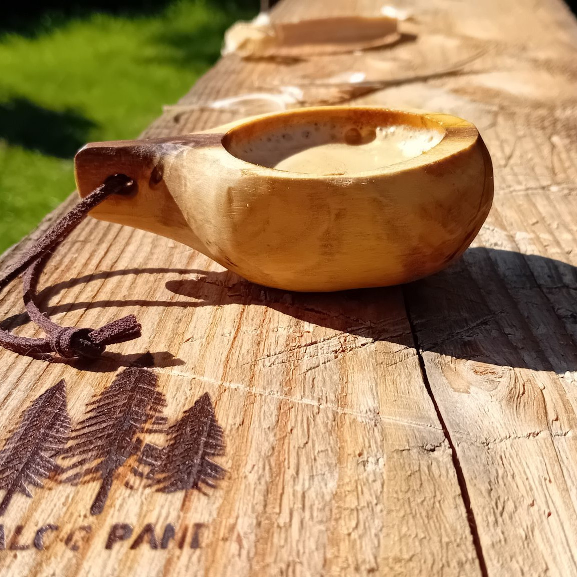 Traditioneller Guksi, Trinkbecher der Samen